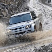 Land Rover Defender 110 P400e