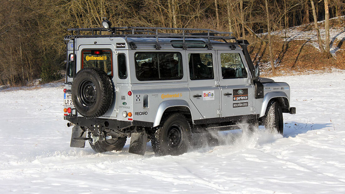 Land Rover Defender 2.2 TD4 2012 Test 