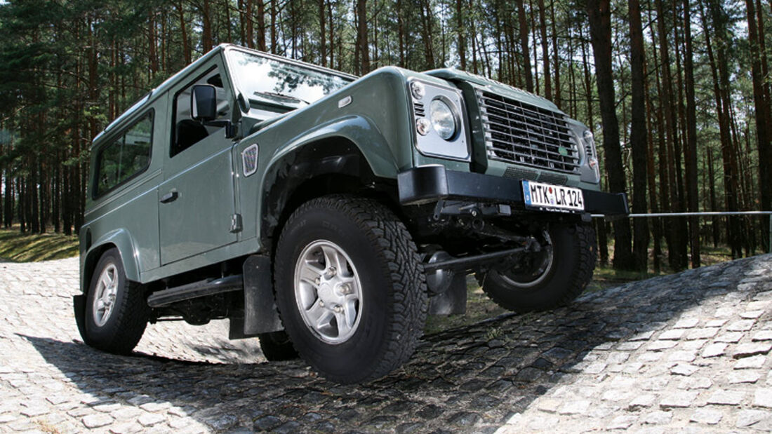 Land Rover Defender 90 TD4