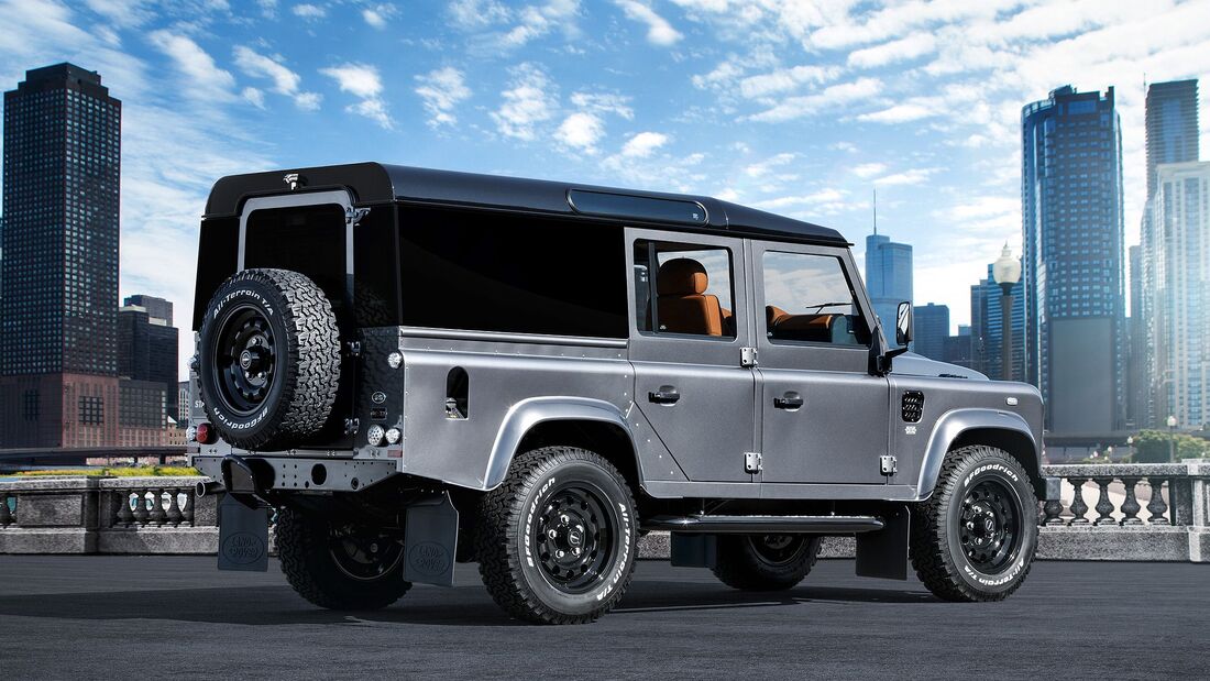 Land Rover Defender Startech Sixty8