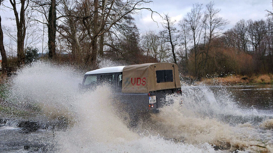 Land Rover Defender VDS Automatik