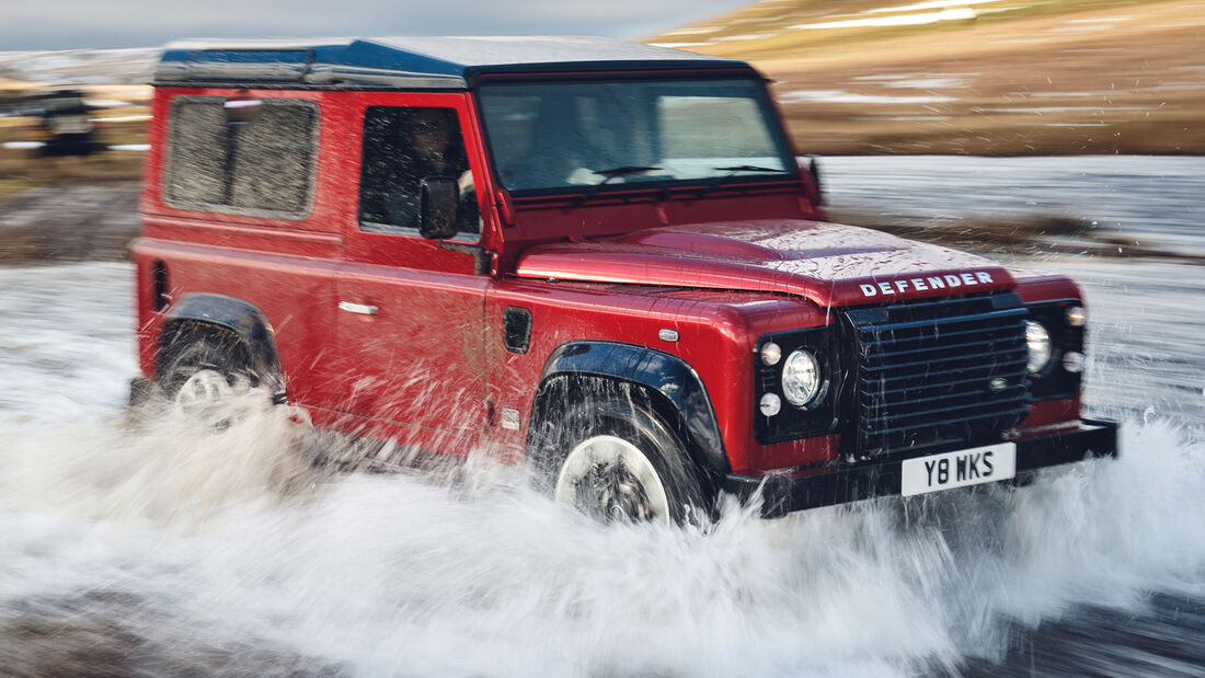 Land Rover Defender Works V8 – 70th Edition 2018