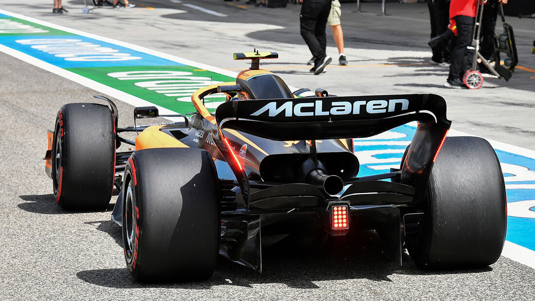 Lando Norris - McLaren - Formel 1 - Test Bahrain - Tag 3 - 12. März 2022