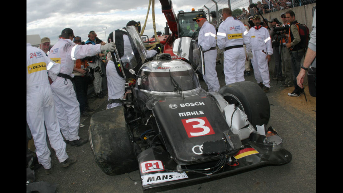 Le Mans 2011 Crash McNish