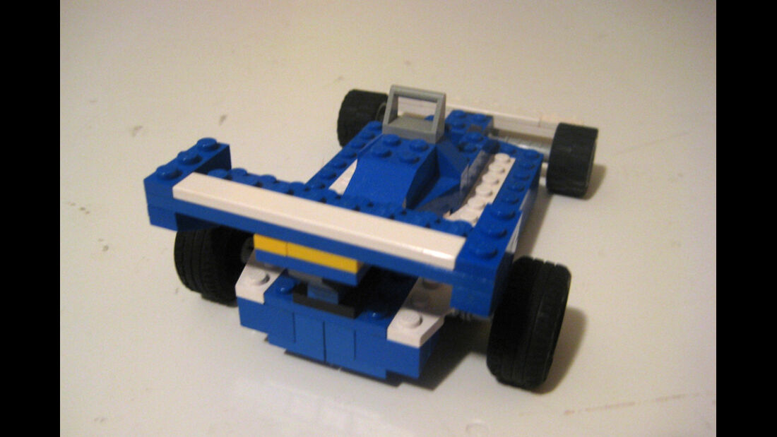 Lego Rennautos - Ligier JS7 (1977)