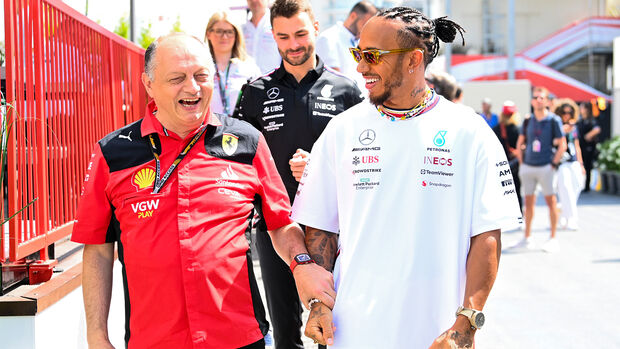 Lewis Hamilton and Frederic Vasseur - Formel 1 - 2023