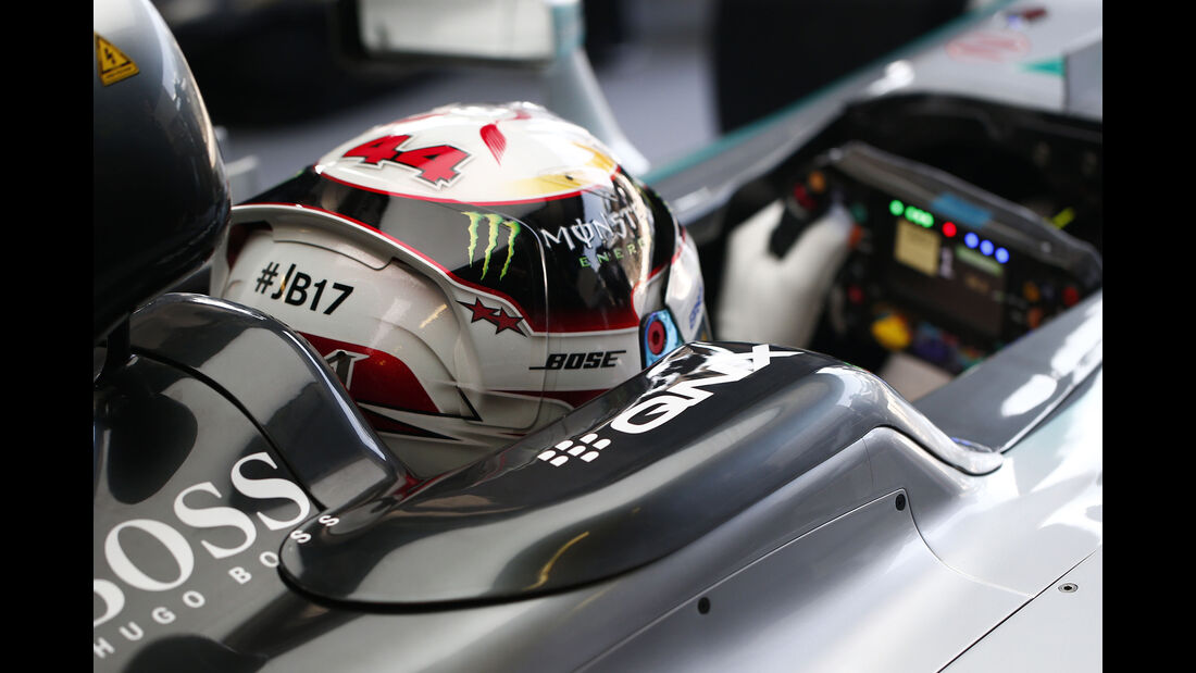Lewis Hamilton - Jules Bianchi-Aufkleber - GP Ungarn 2015