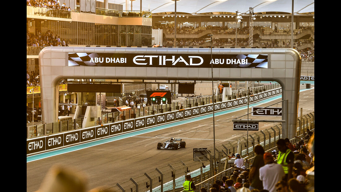 Lewis Hamilton - Mercedes - Formel 1 - GP Abu Dhabi  -24. November 2018