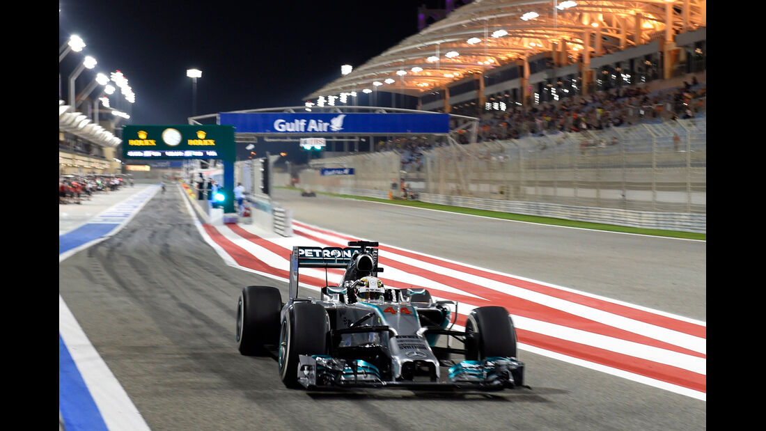 Lewis Hamilton - Mercedes - Formel 1 - GP Bahrain - Sakhir - 5. April 2014