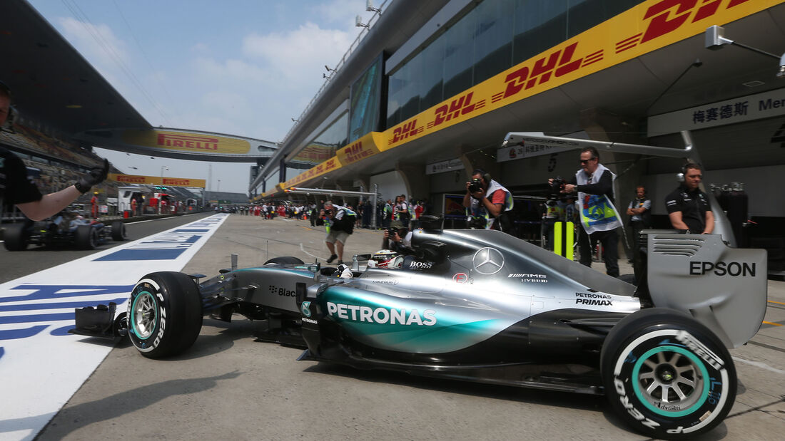Lewis Hamilton - Mercedes - Formel 1 - GP China - Shanghai - 10. April 2015