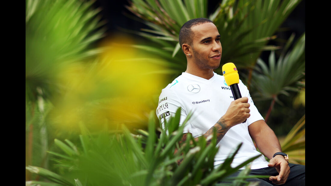 Lewis Hamilton - Mercedes - Formel 1 - GP Indien - Delhi - 24. Oktober 2013
