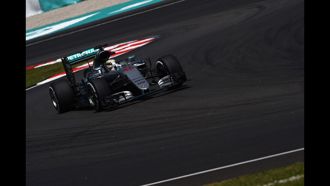 Lewis Hamilton - Mercedes - Formel 1 - GP Malaysia - Freitag - 30.9.2016