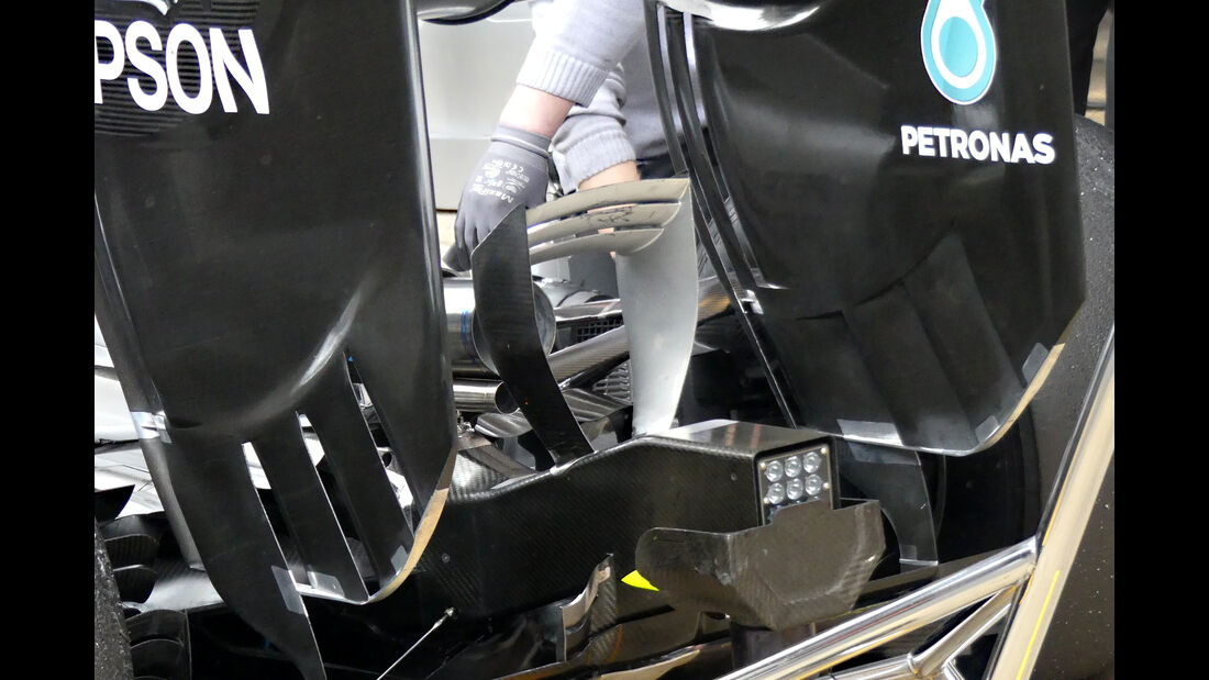 Lewis Hamilton - Mercedes - Formel 1 - Test - Barcelona - 2. März 2016