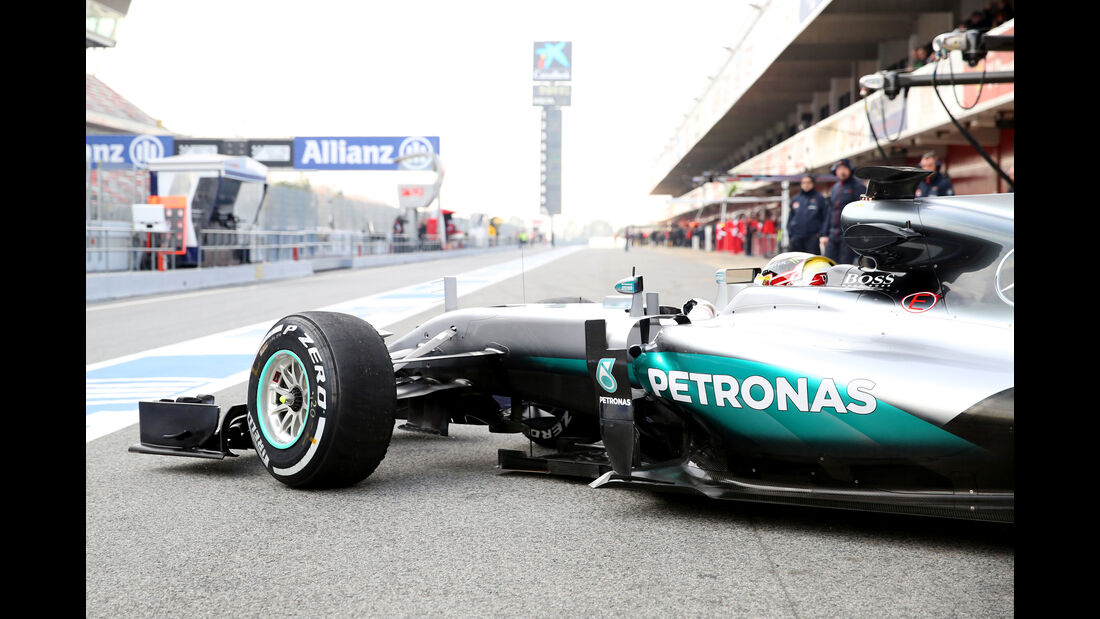 Lewis Hamilton - Mercedes - Formel 1-Test - Barcelona - 25. Februar 2016