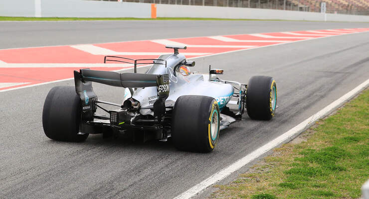 Lewis Hamilton - Mercedes - Formel 1-Test - Barcelona - 28. Februar 2017