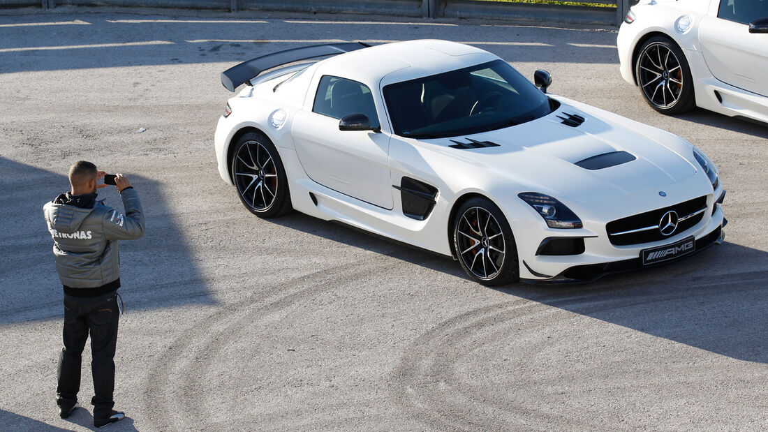 Lewis Hamilton Mercedes SLS Black Series 2013