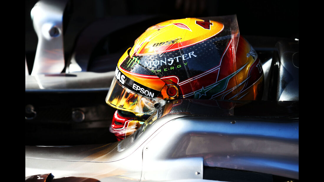 Lewis Hamilton - Mercedes - Testfahrten - Barcelona - Freitag - 10.3.2017