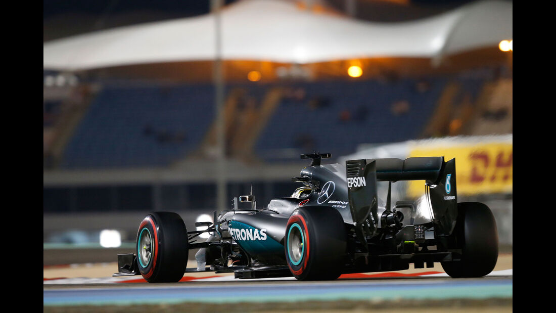 Lewis Hamilton - Mercedes W07 - GP Bahrain 2016
