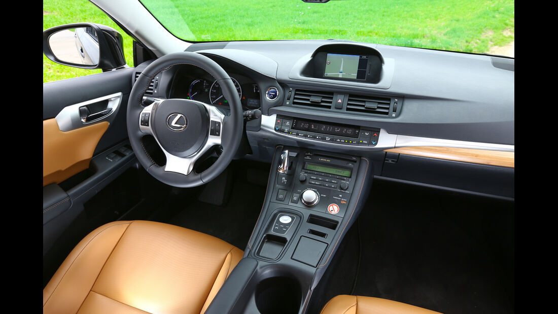 Lexus CT 200h, Cockpit, Lenkrad