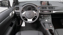 Lexus CT 200h Hybrid Drive, Cockpit