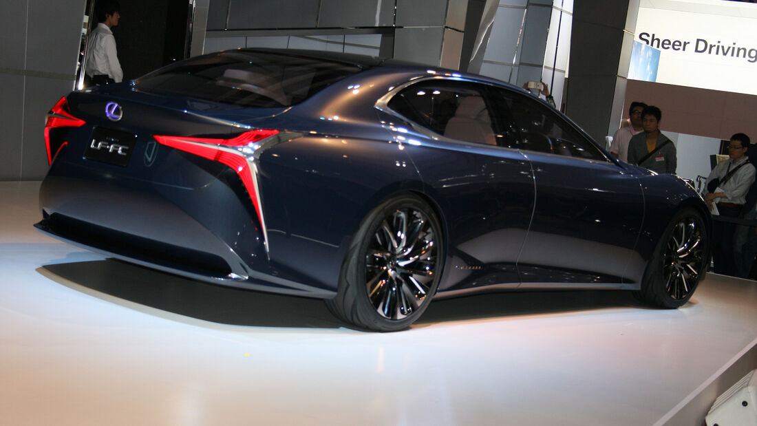 Lexus LS-FC