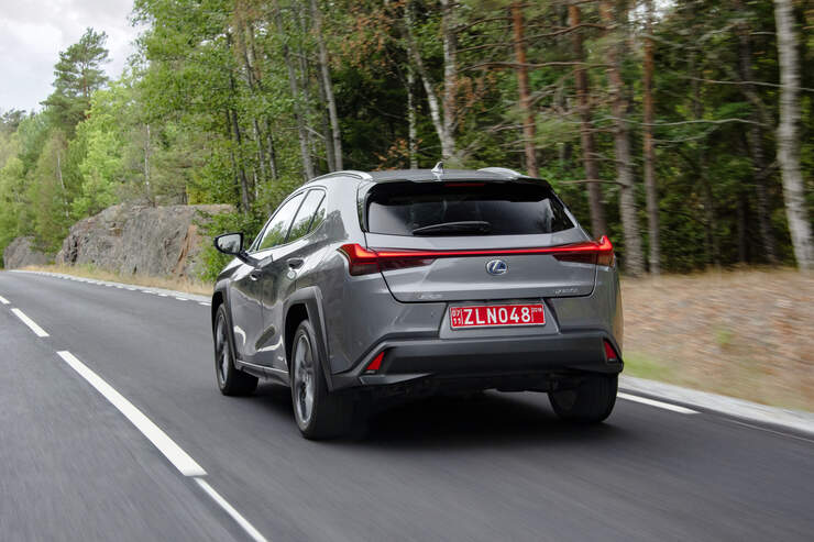 Lexus-UX-250h-4x4-Fahrbericht-fotoshowBig-4cdbaff0-1187631.jpg