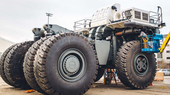 Liebherr T 264 Muldenkipper Bauma 2016