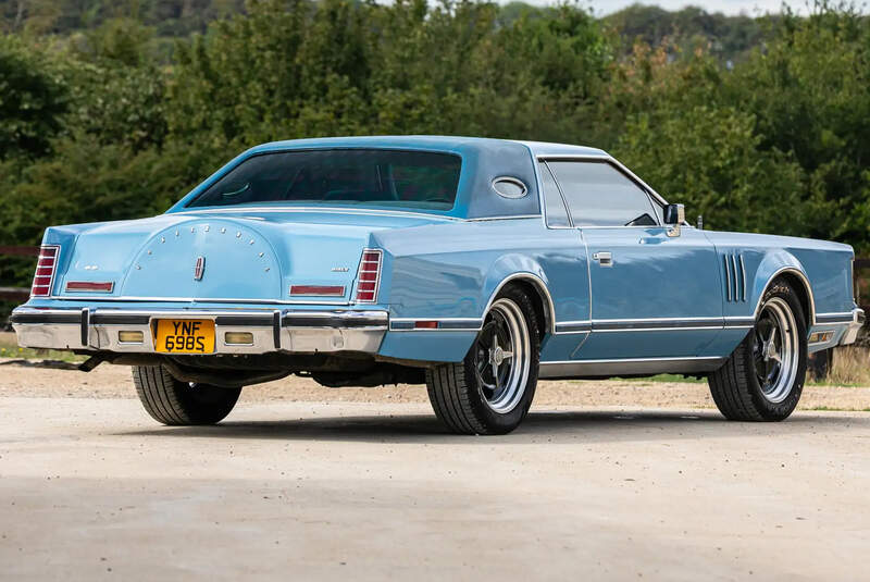 Lincoln Continental Mark V