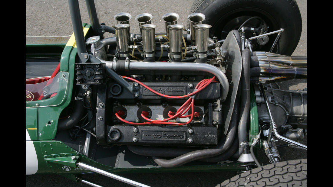 Lotus 25, Motor