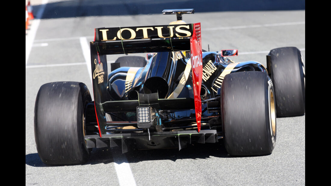 Lotus Auspuff Jerez Test 2012