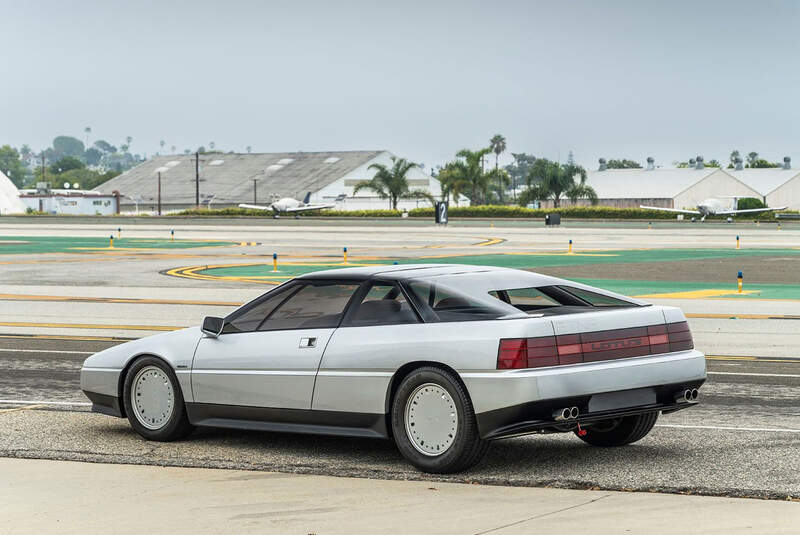Lotus Etna (1984)