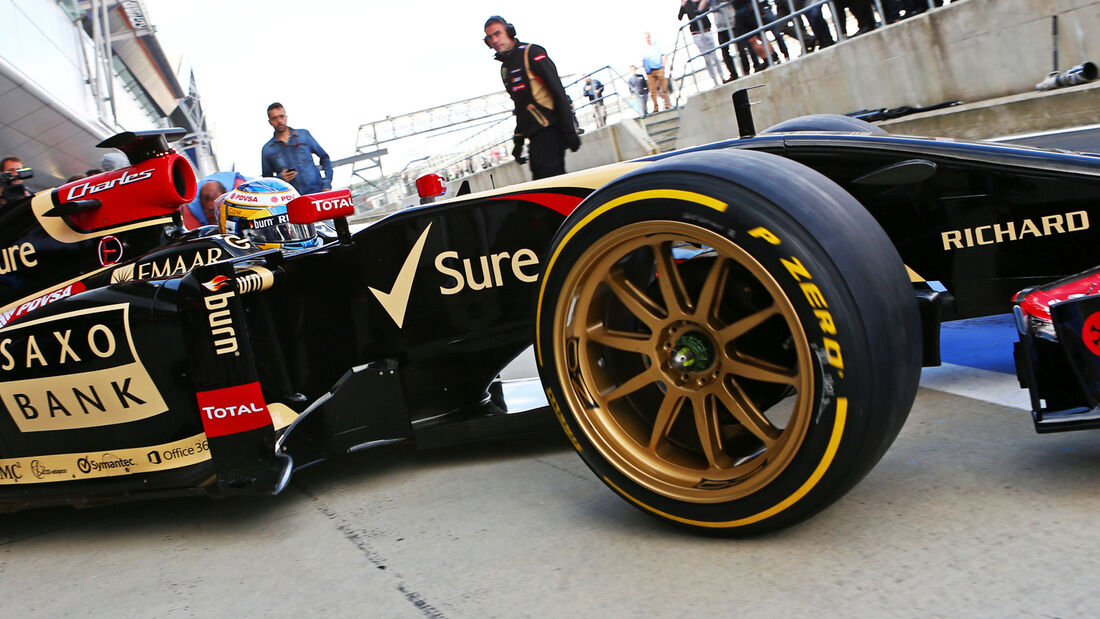 Lotus - Pirelli 18 Zoll - F1-Test Silverstone 2014
