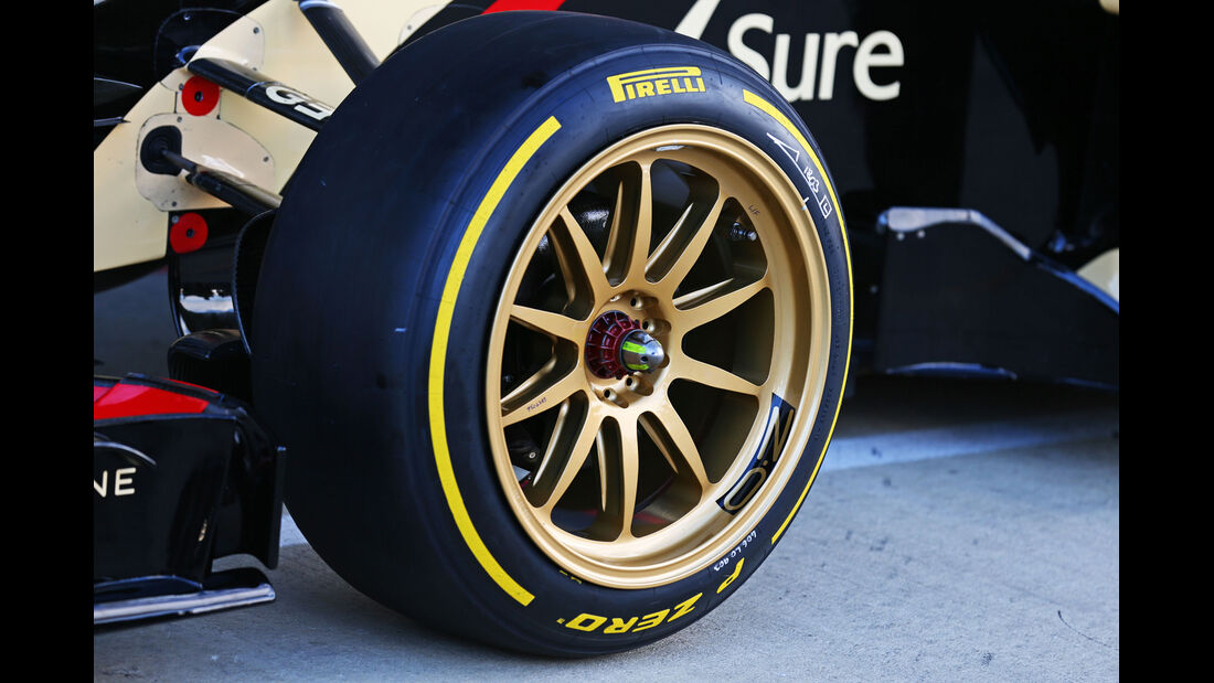 Lotus - Pirelli 18 Zoll - F1-Test Silverstone 2014