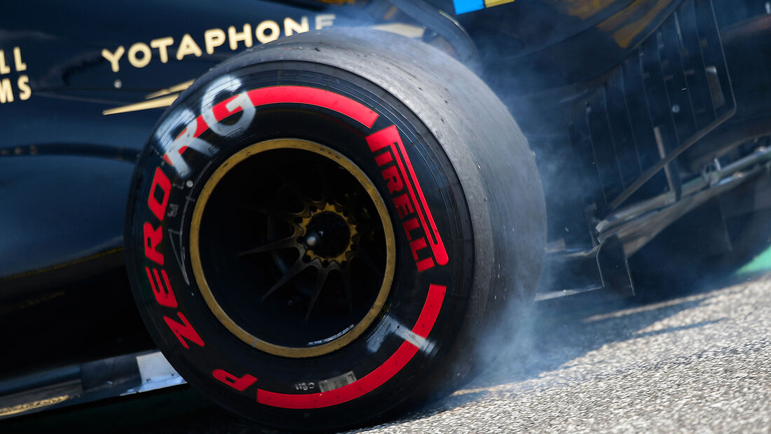 Lotus - Pirelli - Reifen - GP Ungarn 2015