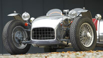 Lotus Seven S1, Front