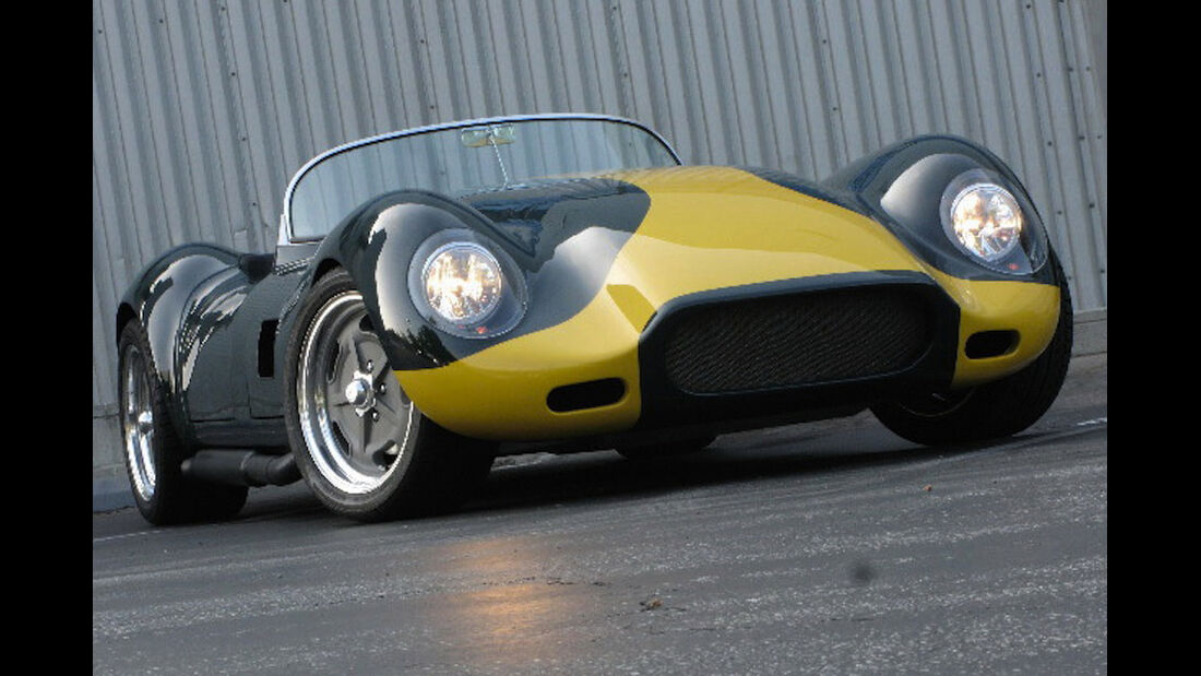 Lucra Cars LC470 Front