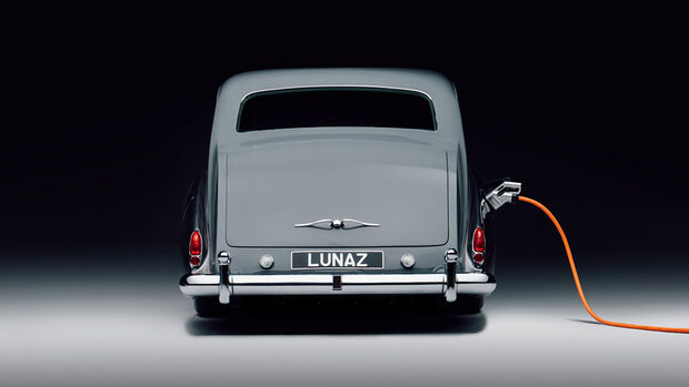 Lunaz Rolls-Royce Phantom V