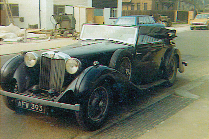 MG SA Tickford DHC, Seitenansicht