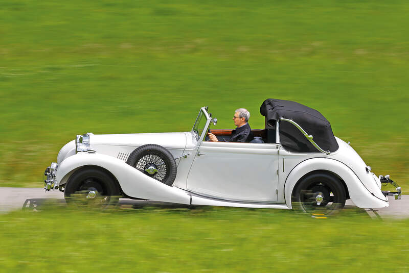 MG SA Tickford DHC, Seitenansicht