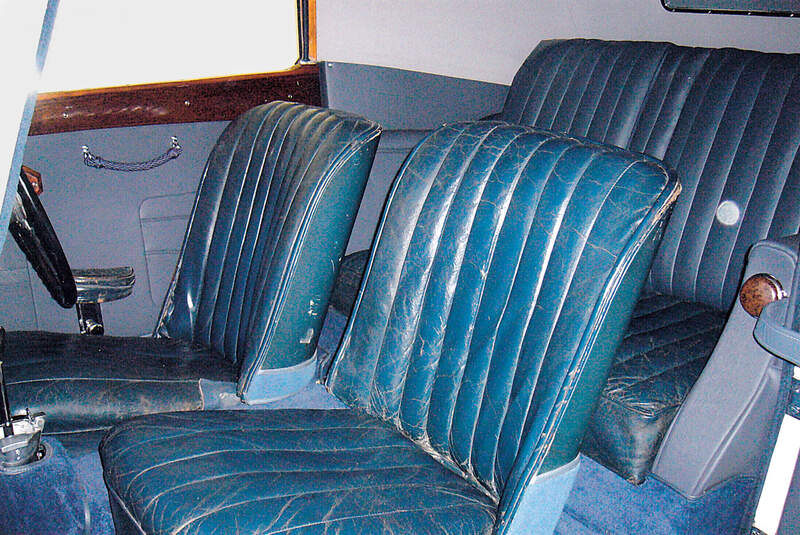 MG SA Tickford DHC, Sitze