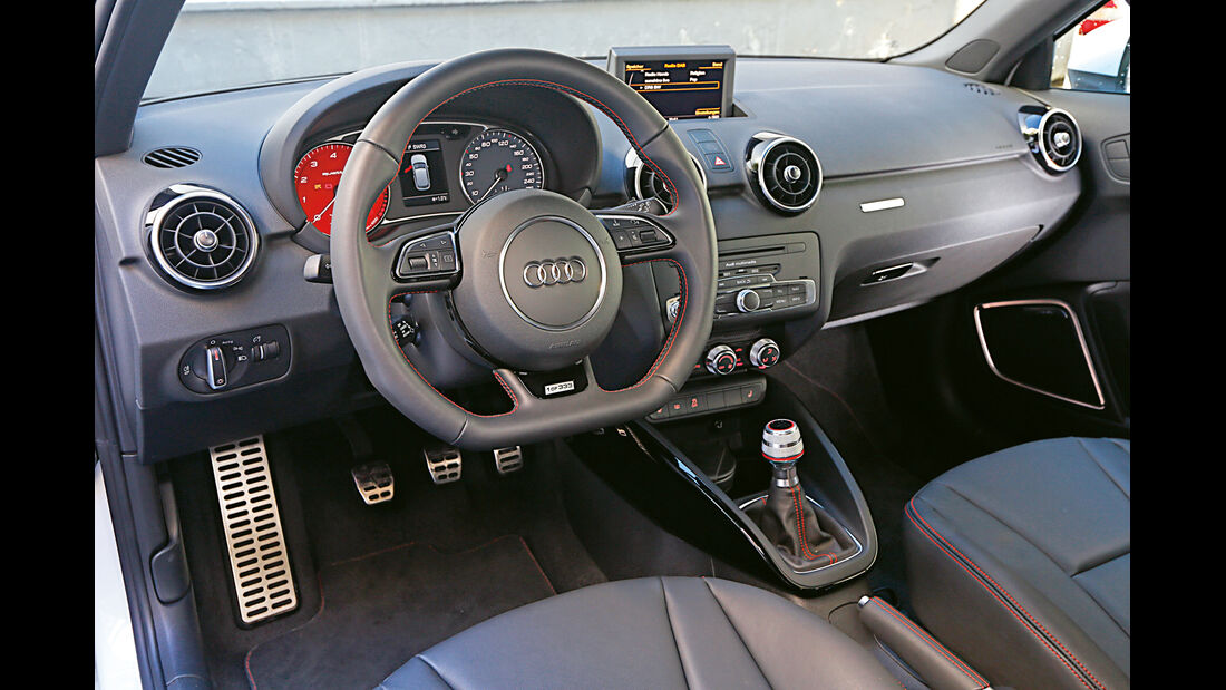 MTM-Audi A1 quattro, Cockpit, Lenkrad