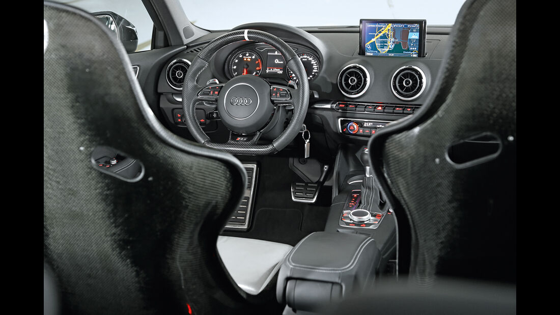 MTM Audi RS3 Sportback, Cockpit