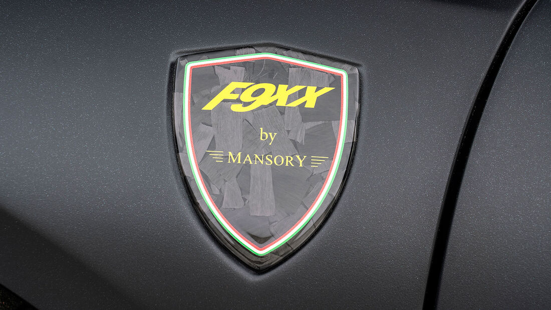 Mansory F9XX auf Basis Ferrari SF90