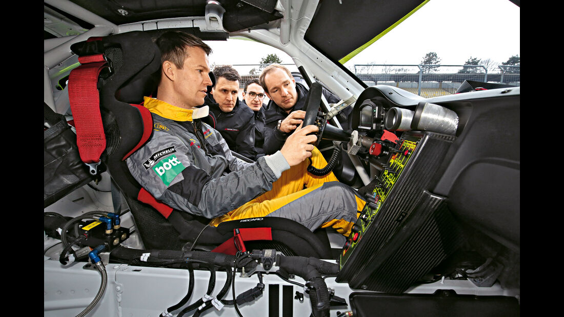 Manthey-Porsche 911 GT3 R, Cockpit