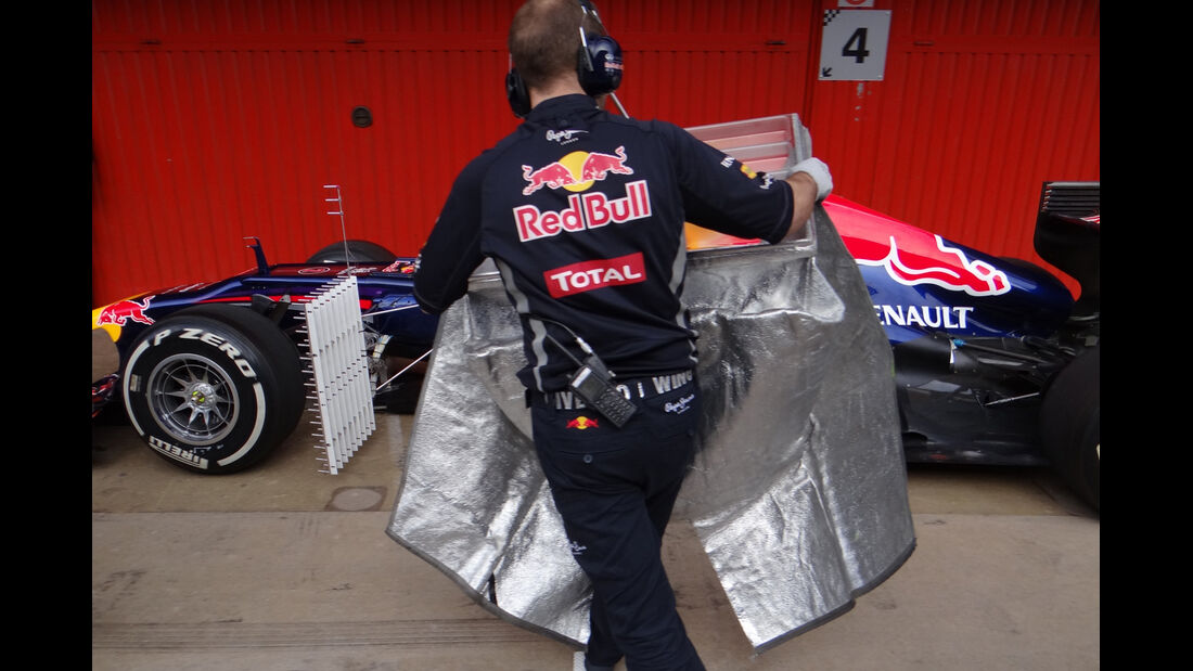Mark Webber - Red Bull - Formel 1 - Test - Barcelona - 2. März 2013