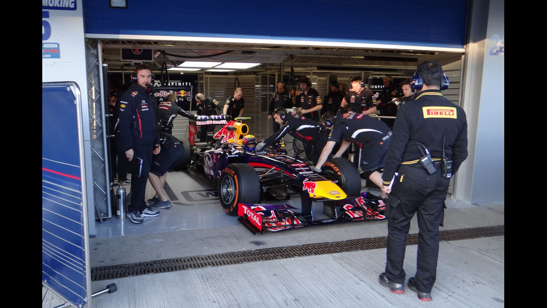 Mark Webber - Red Bull - Formel 1 - Test - Jerez - 6. Februar 2013