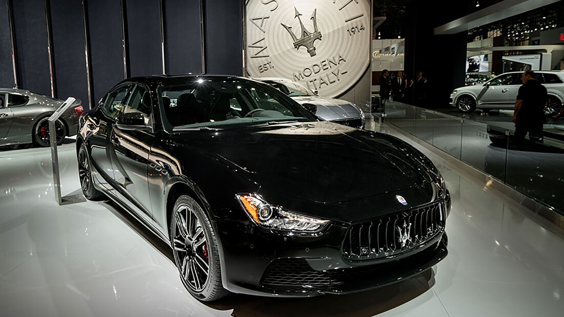 Maserati Ghibli Nerissimo 