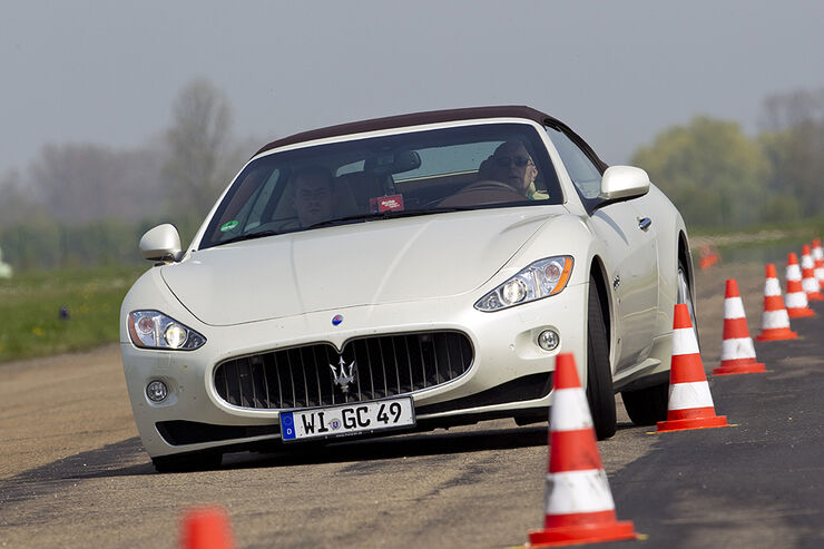 Maserati Gran Cabrio Im Einzeltest Offen Und Viesitzig