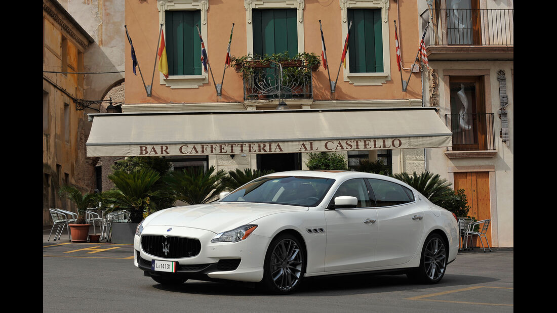 Maserati Quattroporte Diesel, Seitenansicht