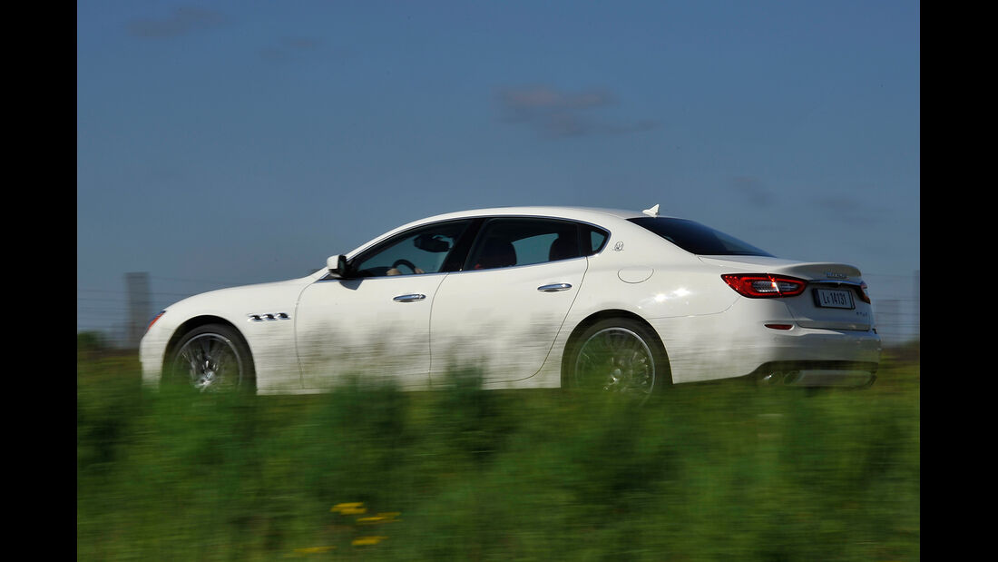 Maserati Quattroporte Diesel, Seitenansicht